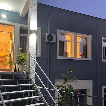 Deni'S Hotel Sarande Luaran gambar