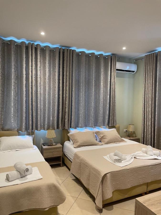Deni'S Hotel Sarande Luaran gambar