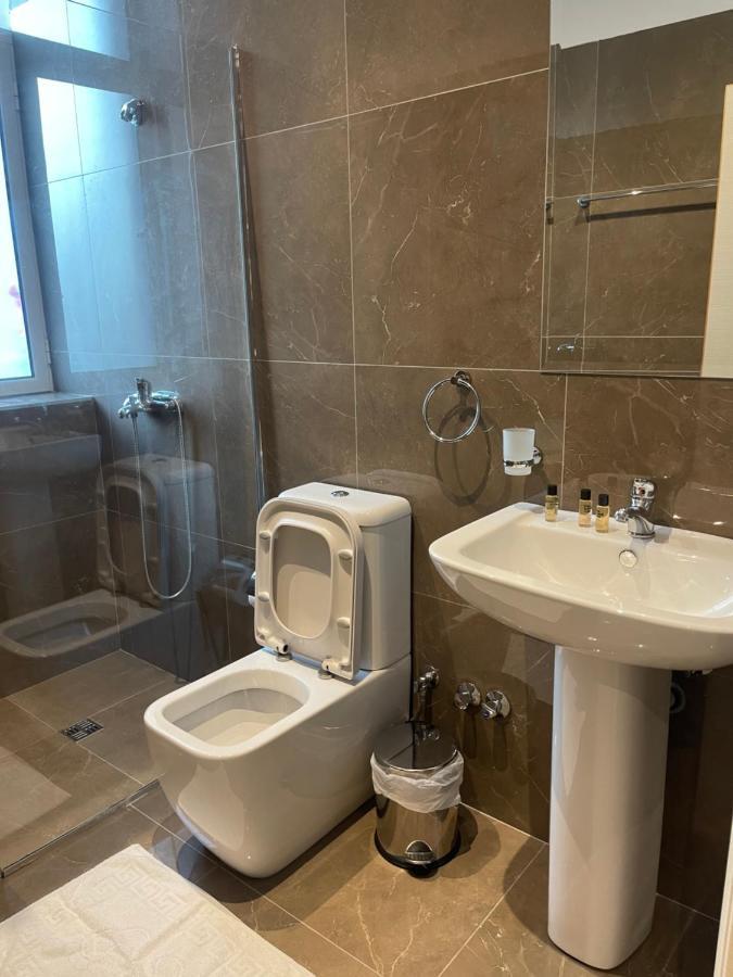 Deni'S Hotel Sarande Luaran gambar