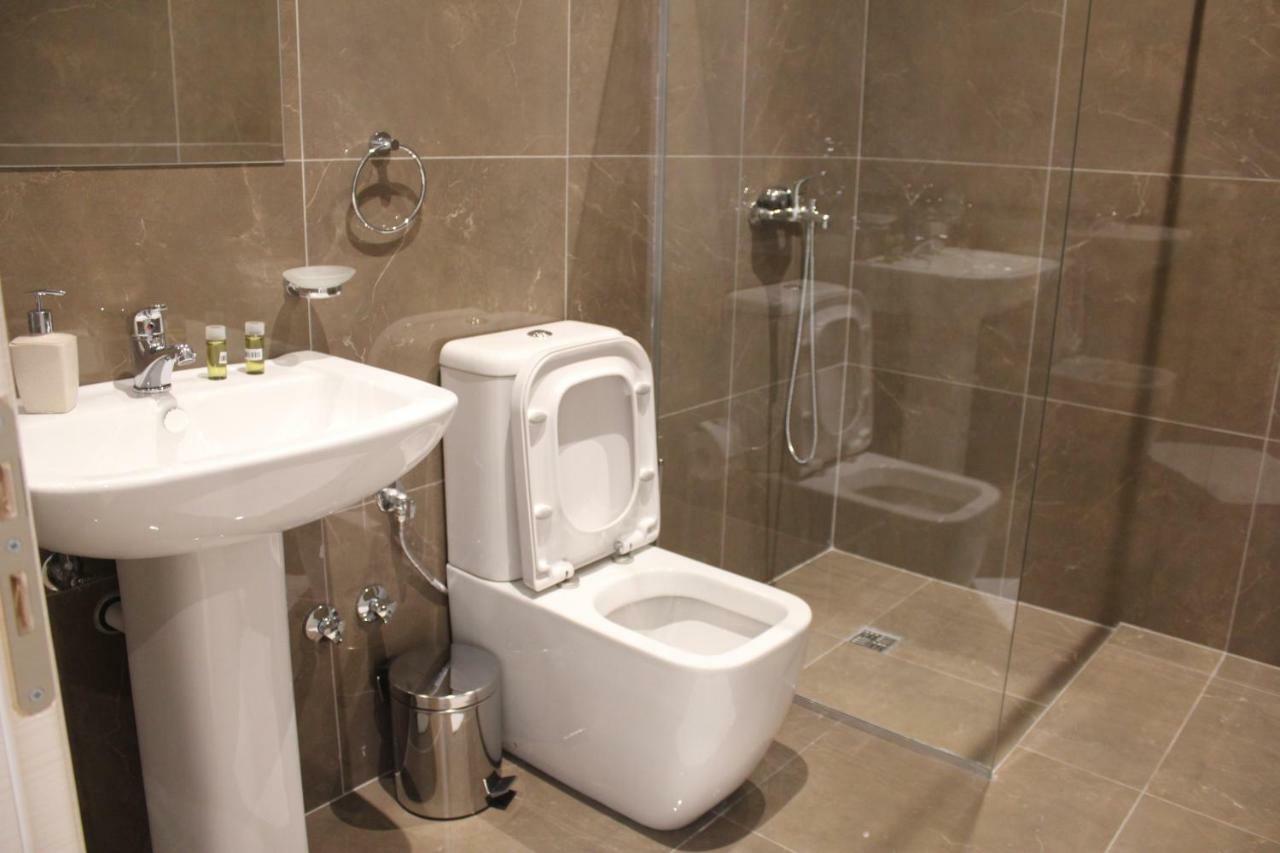 Deni'S Hotel Sarande Luaran gambar