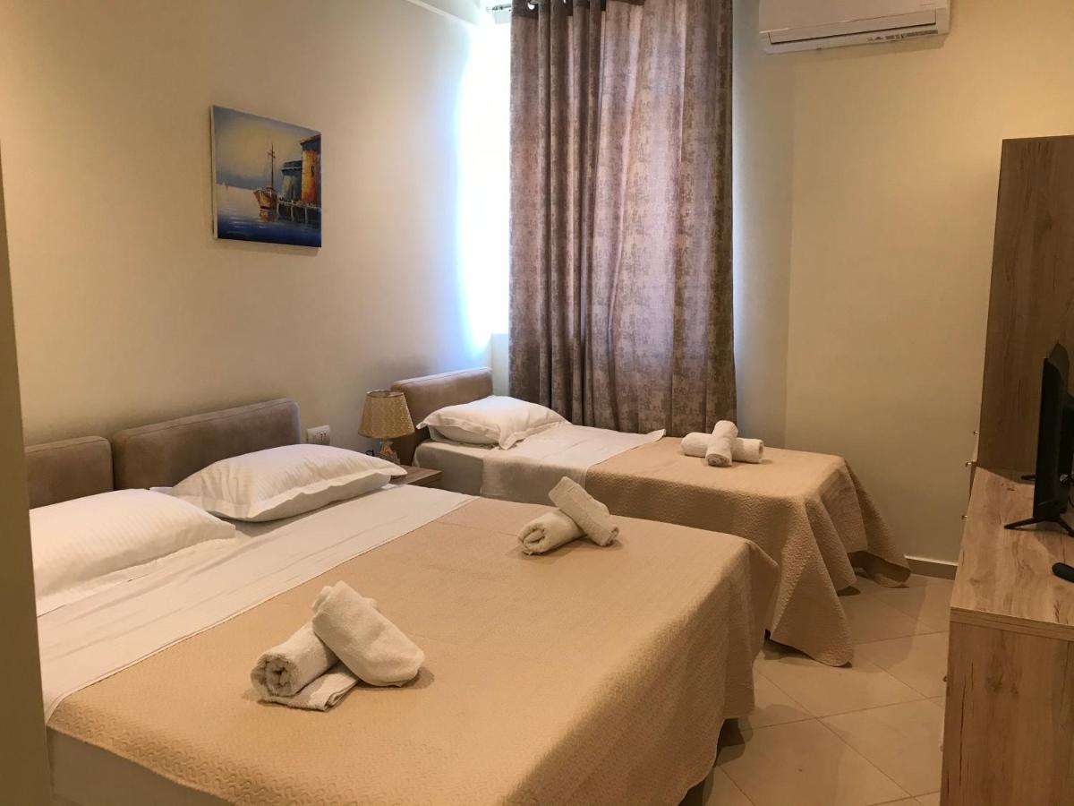 Deni'S Hotel Sarande Luaran gambar