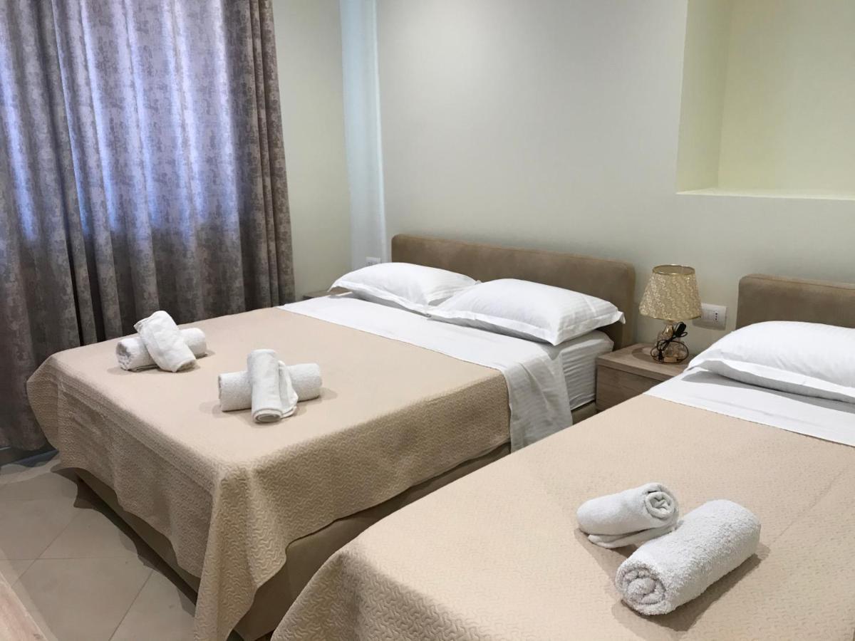 Deni'S Hotel Sarande Luaran gambar